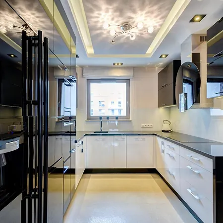 Old Town Waterlane By Renters גדנסק