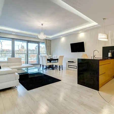 Dom & House - Old Town Waterlane Aparthotel 4*