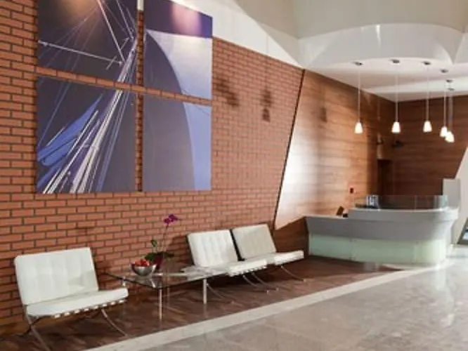 教堂公寓-旧城区水上乐园 格但斯克