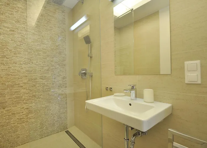 Gdansk Old Town Waterlane By Noclegi Renters מלון דירות